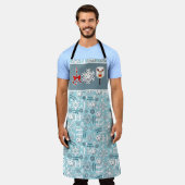 ピクルボールジョイクリスマスブルーホワイトトナカイ エプロン (着用した状態)