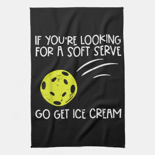ピクルボールソフトサーブアイスクリームピクルボールミー キッチンタオル (縦)