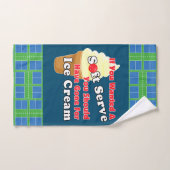 ピクルボールソフトサーブ?代わりにアイスクリームを買いに行く ハンドタオル (ハンドタオル)