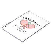 ピクルボールソーシャルクラブEST 1965メンズウィメンズ ノートブック (左側)