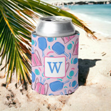 ピクルボールパドルとボールピンク名門私立校風の色