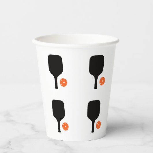 ピクルボールパドル&オレンジピックボール 紙コップ (正面)