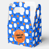 ピクルボールパドル、オレンジ色のピックルボールボール、ブルー フェイバーボックス (オープン)