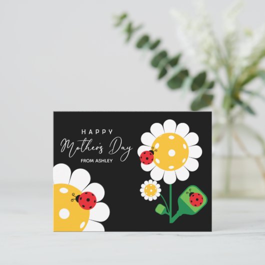 ピクルボールママの母の日黒 ポストカード (スタンド正面)