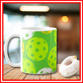 ピクルボール誕生日パーティーかわいいグリーンスポーツ コーヒーマグカップ