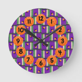 ピクルボール「紫の上の来街灯まで」 ラウンド壁時計