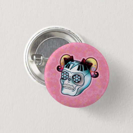 ピグテールボタンが付いているスカル 缶バッジ (正面&裏面)