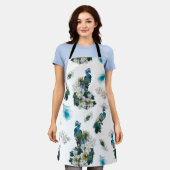 ピコックフェザーランニングオンホワイトのパターンクラッチ エプロン (着用した状態)