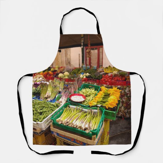 ピサイタリアンの果物とベグ市場の屋台 エプロン (正面)