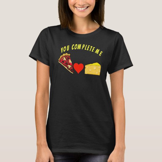 ピザとチーズおもしろいの食べ物を完成させる Tシャツ (正面)