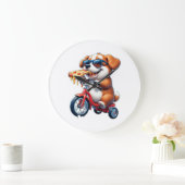 ピザを食べながら自転車に乗る子犬 ラージ壁時計 (ホーム)