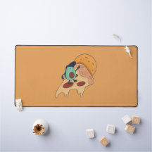 ピザクールのスライスにアボカドサーフィン