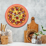 ピザタイおもしろいムウォールクロック ラージ壁時計<br><div class="desc">ピザ好きのための完璧な贈り物は、この壁時計はクラシックの赤いギンガムプリントにデラックスピザを備えているテーブルクロスに似たクラシックのピザのピザ。</div>