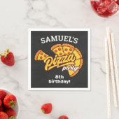 ピザパパーソナライズされたレス誕生日パーティー、任意の年齢 スタンダードカクテルナプキン (インサイチュ)