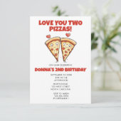 ピザパーティー誕生日、愛あなた2つのピザ 招待状 (スタンド正面)