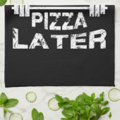 、ピザ-おもしろいな体育館のトレーニング後で今持ち上げて下さい キッチンタオル (折り畳み)