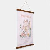 ピジャマとプロセッコバチェロレッテ 吊り下げ型タペストリー (傾斜あり)