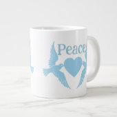 ピジョンとハートと平和の言葉のイラストレーション ジャンボコーヒーマグカップ (正面右)