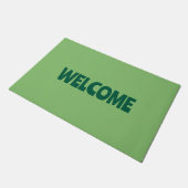 ピスタチオのナットグリーン無地のカラー ドアマット (アングル)