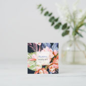 ピックスデザインズの水彩画 ペーチ色のシンビジウムオーキッド スクエア名刺 (スタンド正面)