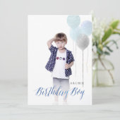 ピックスデジン あらゆる年齢の誕生日 男の子の風船 招待状 (スタンド正面)