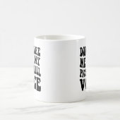 ピックボールの声を使わせない コーヒーマグカップ (中央)