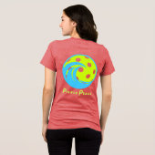 ピックボールの波に安らかに乗る トライブレンドTシャツ (裏面全面)