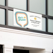 ピックボールパーティーレッツピックルレトロストライプカスタム 横断幕 (ビルの外側)