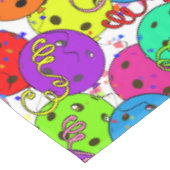 ピックボールパーティー紙吹雪とピックボール風船 テーブルクロス (アングル)