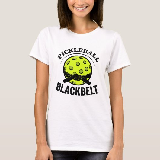 ピックボールブラックベルトおもしろい- Pickleball Master Tシャツ (正面)