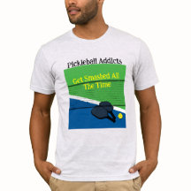 ピックボール中毒者がTシャツを着るたびに粉々になる