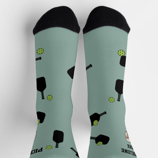 ピックボール柄ペットフォトグリーンパーソナライズされた ソックス (上部)