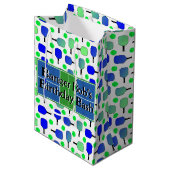 ピックボール誕生日ブルーグリーンパドルボールバンギング ミディアムペーパーバッグ (正面アングル)