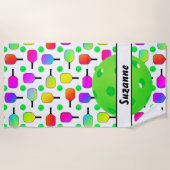 ピックルカラフルボールパドルグリーンパーソナライズされた ビーチタオル (正面)