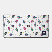 ピックルパーソナライズされたボールモノグラムブルーグリーンピンク デスクマット (正面)