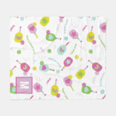 ピックルパーソナライズされたボールモノグラムブルーグリーンピンク フリースブランケット (正面(横))