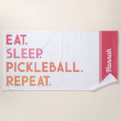 ピックルパーソナライズされたボール：食べスリープの繰り返し ビーチタオル (正面)