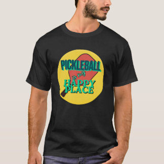 ピックルボールのコートは私の幸せの場所ユーモア Tシャツ
