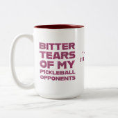 ピックルボール対戦相手のピンクの輝く涙 ツートーンマグカップ (左)
