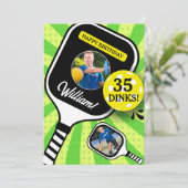 ピックルボール RETRO グリーン スポーツ フォト 誕生日カード 招待状 (スタンド正面)