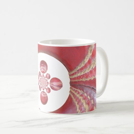 ピッチ万華鏡のように千変万化するパターン:クリケットボールThe Game'sハート コーヒーマグカップ (正面右)