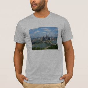 ピッツバーグのスカイラインのTシャツ Tシャツ