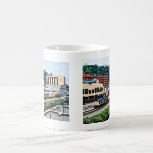 ピッツバーグPA – ステーションスクエア行き コーヒーマグカップ (中央)