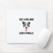 ピットブルのおもしろいなピットブルを愛するちょうど女の子 マウスパッド (マウス)