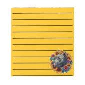 ピットブル犬のひまわり鮮やかに囲まれ ノートパッド (正面)