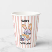 ピッパーソナライズされたクストライプの子供部屋アート – バニー 紙コップ (正面)