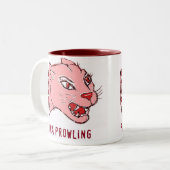 ピューマのうろつくクーガーのプリント ツートーンマグカップ (正面左)