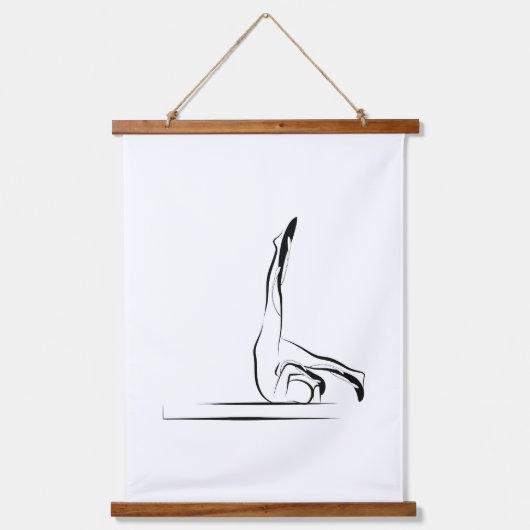 ピラツコントロールバランスポーズ – リフォーマー 吊り下げ型タペストリー (正面)