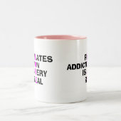 ピラツコーヒーマグ – かわいいおもしろいプレゼント ツートーンマグカップ (中央)