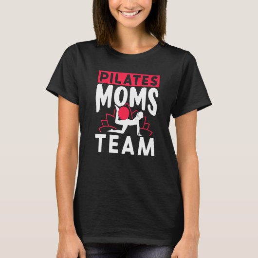 ピラツモムズ母ママ母ママ母 Tシャツ (正面)